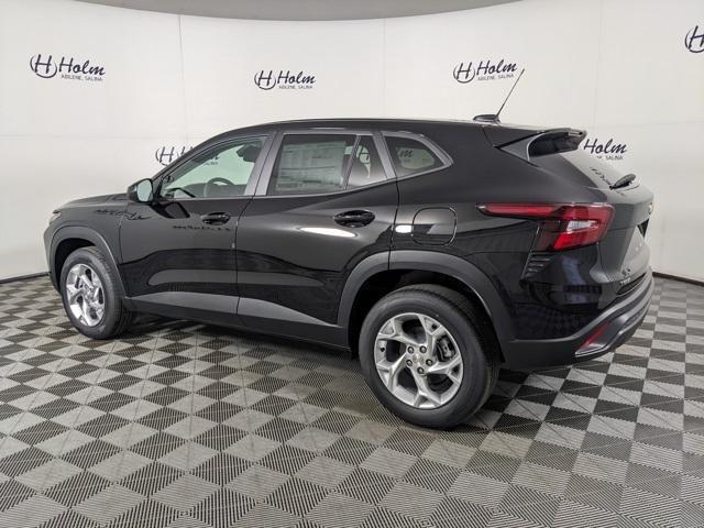 new 2025 Chevrolet Trax car, priced at $23,325