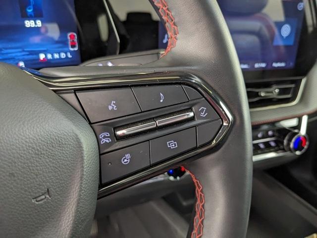 used 2025 Chevrolet Equinox car, priced at $32,398