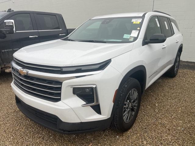 used 2025 Chevrolet Traverse car, priced at $38,999