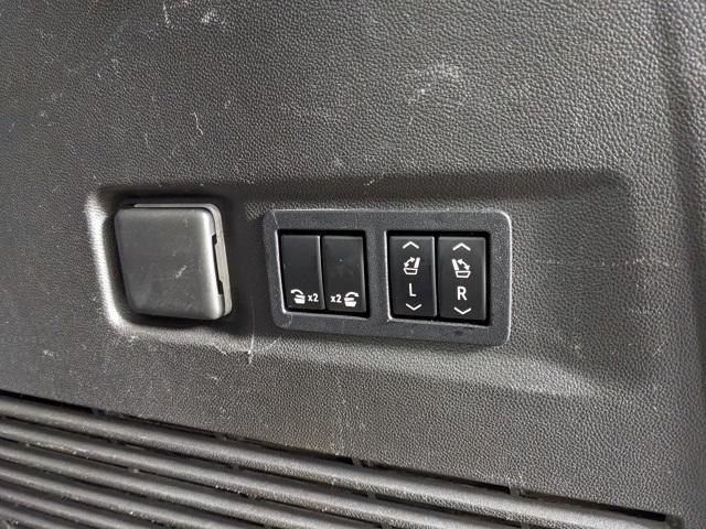 used 2021 Chevrolet Suburban car, priced at $39,894