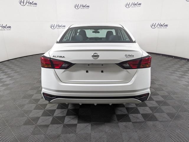 used 2022 Nissan Altima car, priced at $19,299