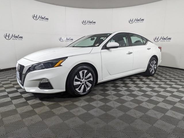 used 2022 Nissan Altima car, priced at $19,299