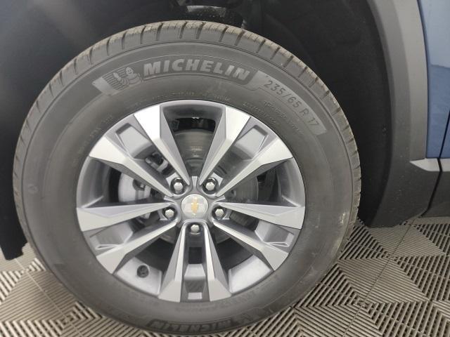 new 2026 Chevrolet Equinox car, priced at $35,355