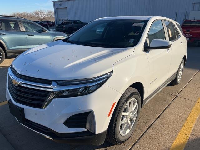 used 2024 Chevrolet Equinox car, priced at $26,999