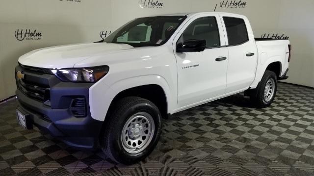 new 2024 Chevrolet Colorado car, priced at $40,005