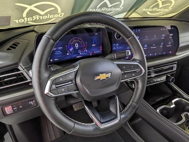 used 2025 Chevrolet Traverse car, priced at $36,397