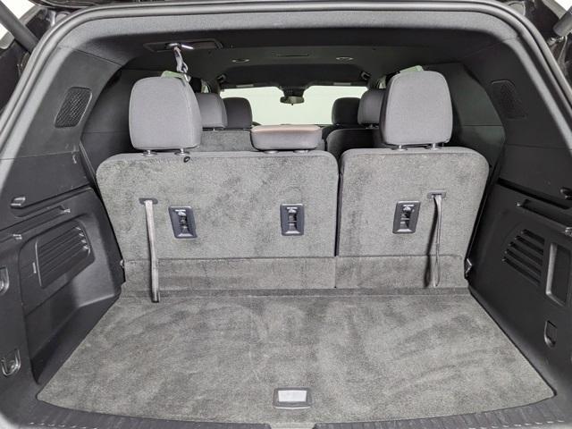 used 2025 Chevrolet Traverse car, priced at $36,397