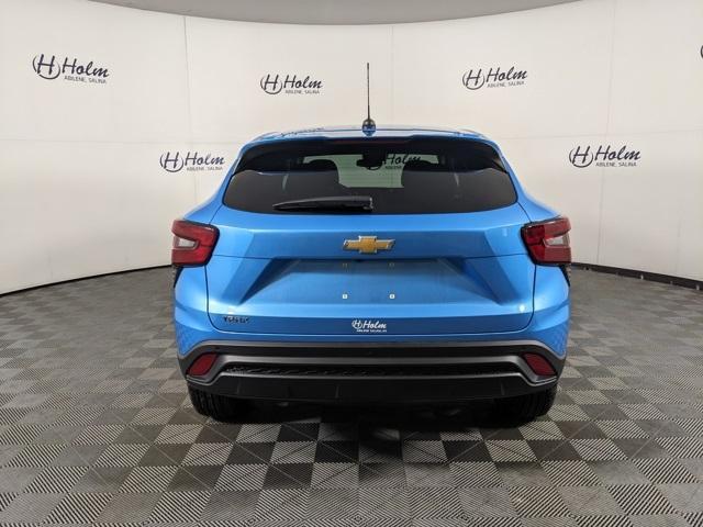 new 2025 Chevrolet Trax car, priced at $23,720