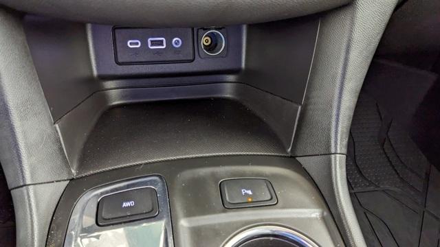 used 2023 Chevrolet Equinox car, priced at $23,999