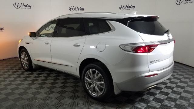 used 2023 Buick Enclave car, priced at $40,004