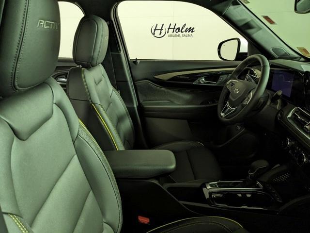 new 2025 Chevrolet TrailBlazer car, priced at $30,625