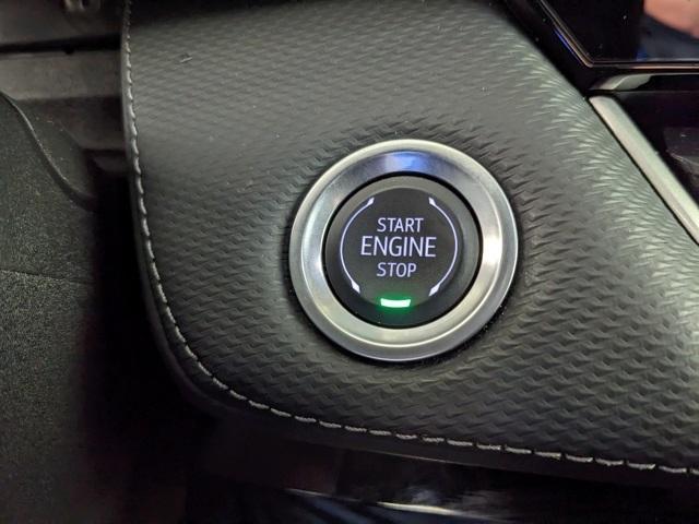 used 2025 Chevrolet Equinox car, priced at $27,999