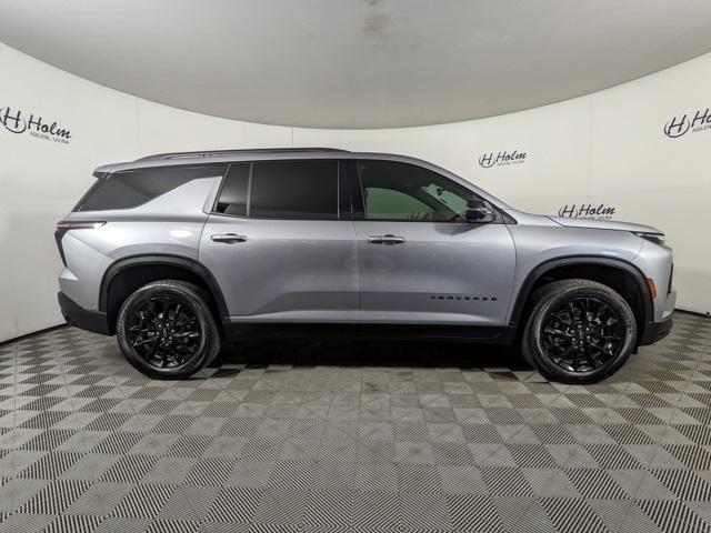 used 2025 Chevrolet Traverse car, priced at $41,497