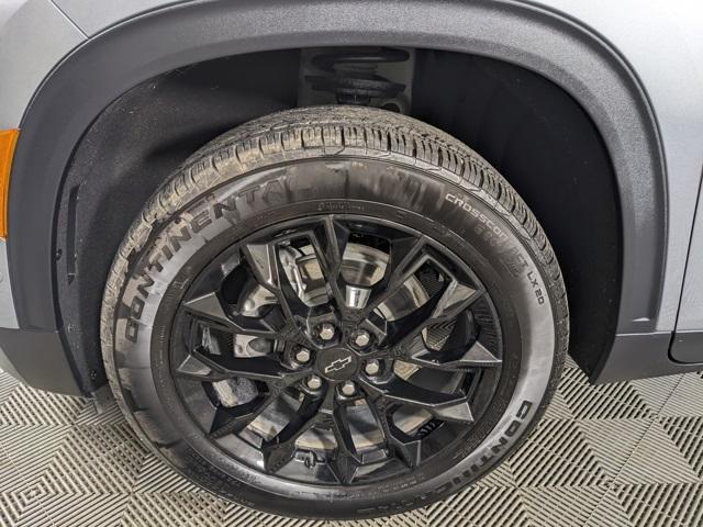 used 2025 Chevrolet Traverse car, priced at $41,497