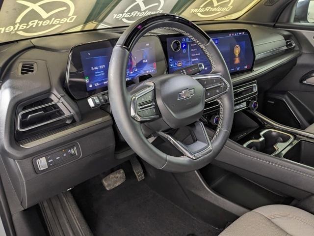 used 2025 Chevrolet Traverse car, priced at $41,497