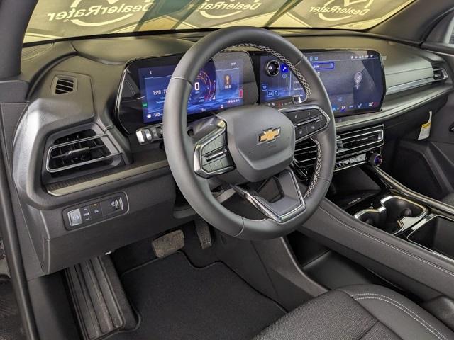 used 2025 Chevrolet Traverse car, priced at $38,495