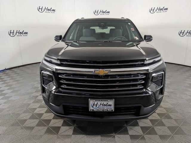 used 2025 Chevrolet Traverse car, priced at $38,495