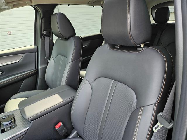 new 2025 Mazda CX-90 car, priced at $41,831