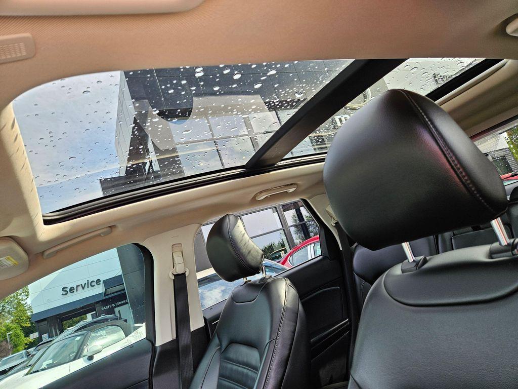 used 2019 Ford Edge car, priced at $13,999