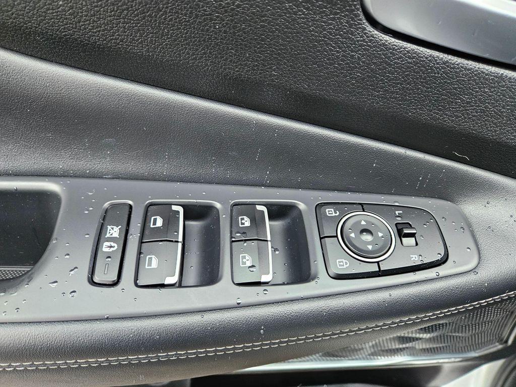 used 2019 Hyundai Santa Fe car, priced at $20,899