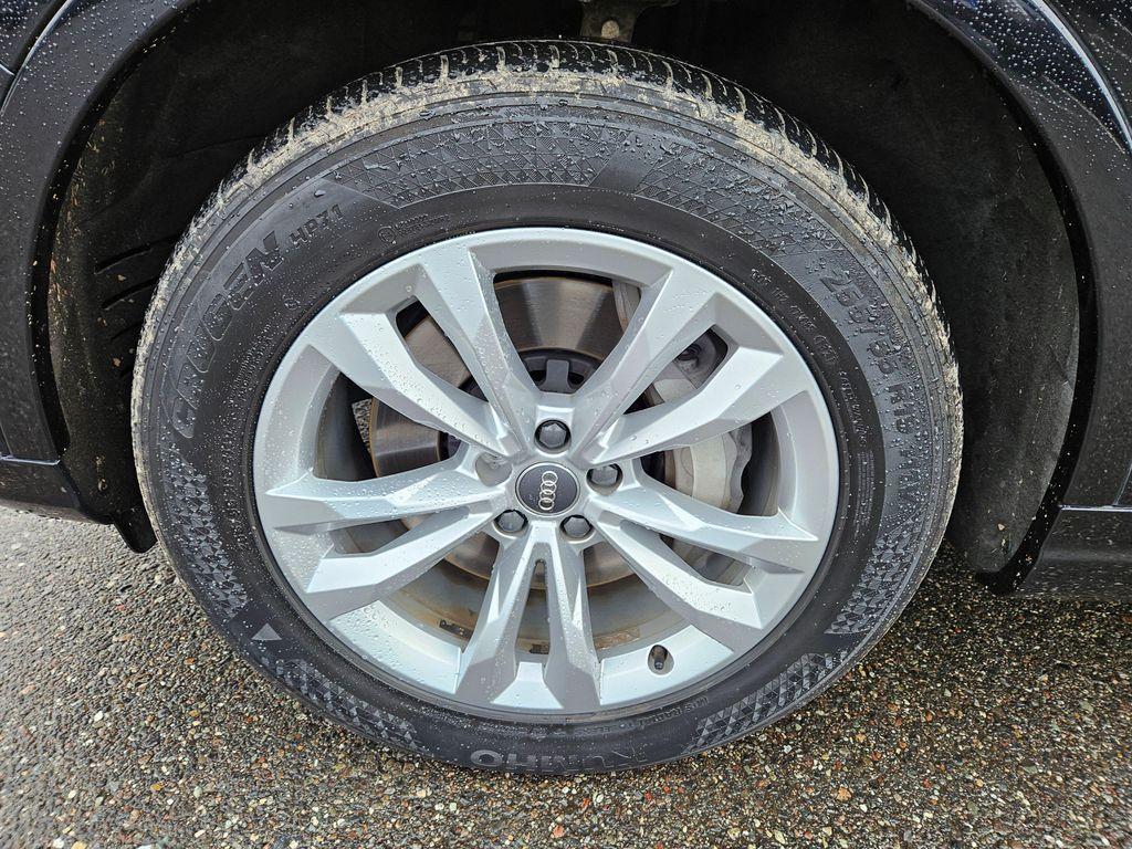 used 2017 Audi Q7 car, priced at $14,499