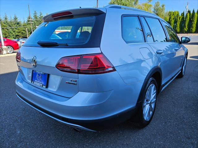 used 2017 Volkswagen Golf Alltrack car