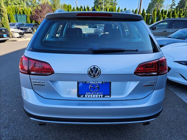 used 2017 Volkswagen Golf Alltrack car