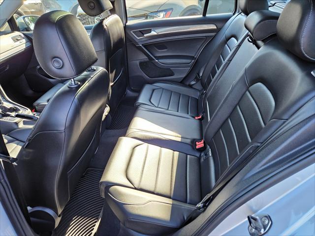used 2017 Volkswagen Golf Alltrack car