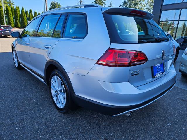 used 2017 Volkswagen Golf Alltrack car