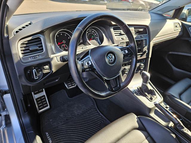 used 2017 Volkswagen Golf Alltrack car