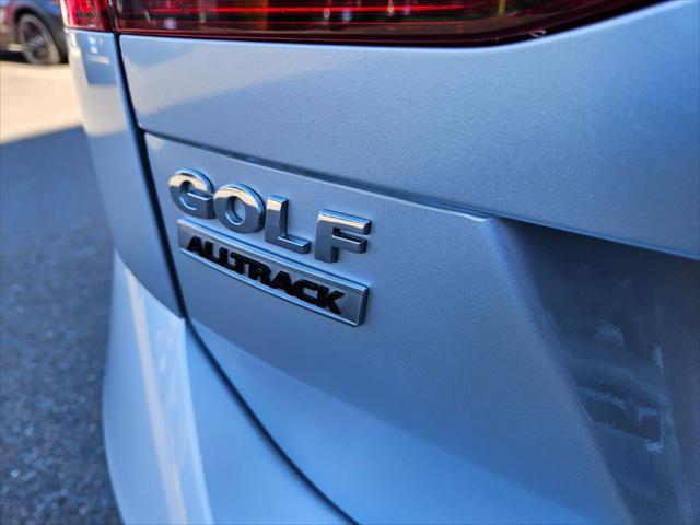 used 2017 Volkswagen Golf Alltrack car