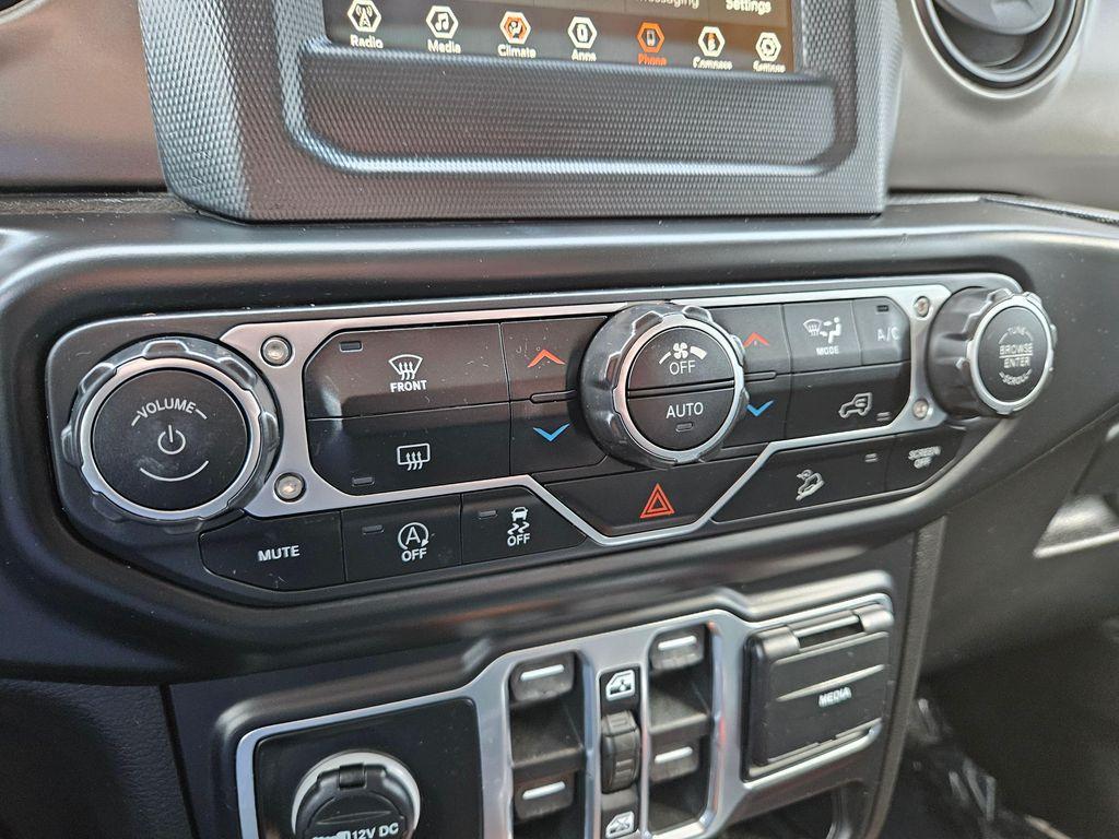 used 2020 Jeep Wrangler Unlimited car, priced at $27,999