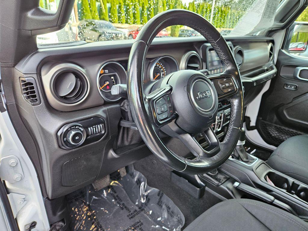 used 2020 Jeep Wrangler Unlimited car, priced at $27,999