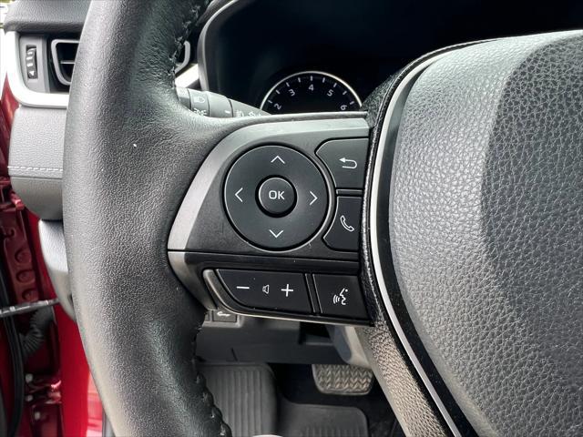 used 2020 Toyota RAV4 car, priced at $25,300
