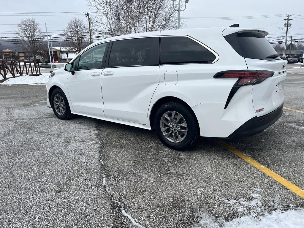 used 2022 Toyota Sienna car, priced at $38,150