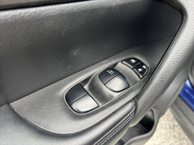 used 2019 Nissan Rogue car, priced at $15,265