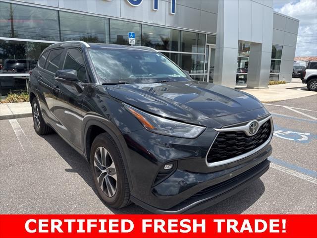 used 2023 Toyota Highlander car, priced at $36,416