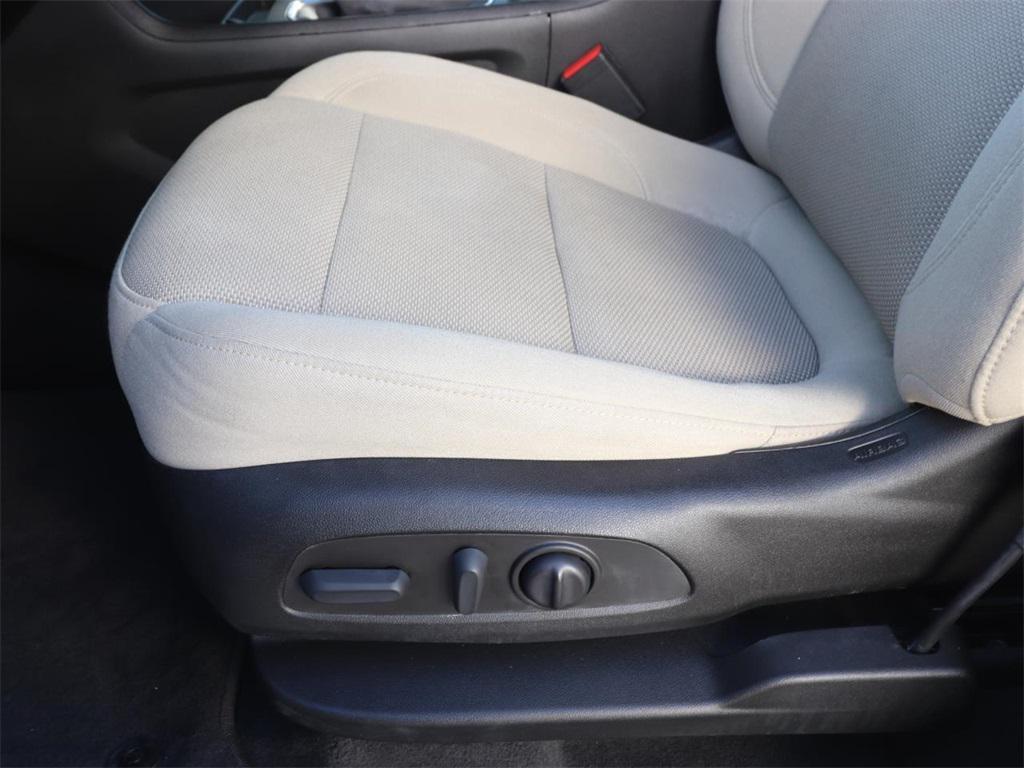 used 2022 Chevrolet Traverse car, priced at $25,323