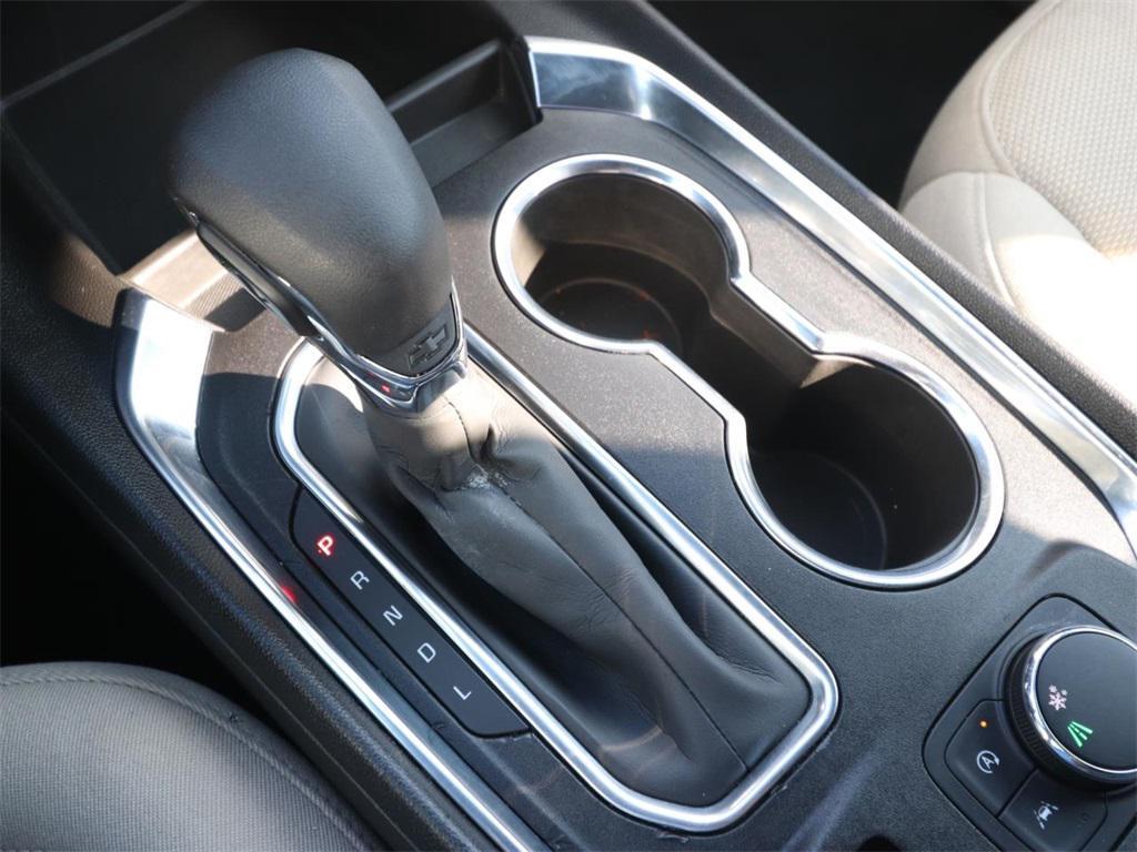 used 2022 Chevrolet Traverse car, priced at $25,323