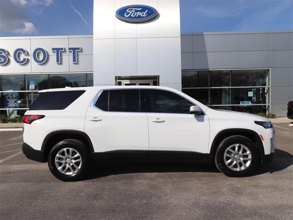 used 2022 Chevrolet Traverse car, priced at $25,323