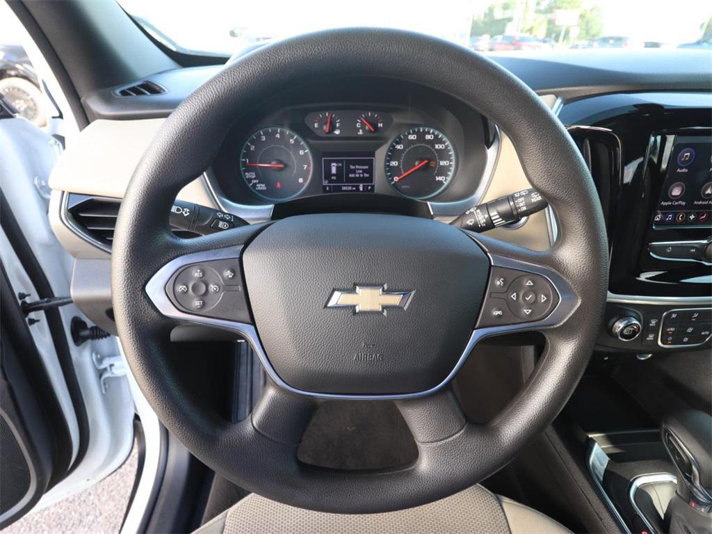 used 2022 Chevrolet Traverse car, priced at $25,323