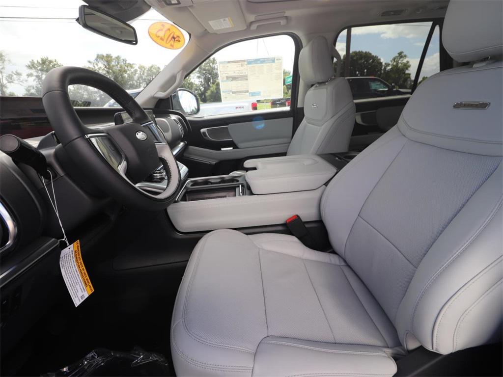 new 2025 Ford Expedition Max car, priced at $80,496