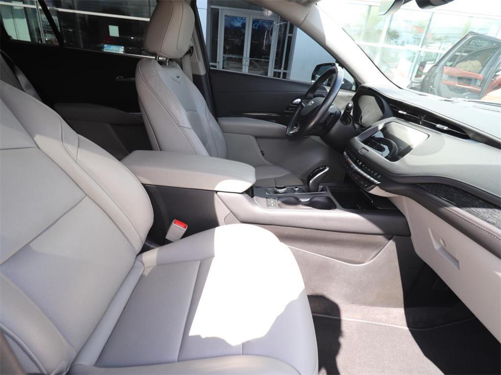 used 2023 Cadillac XT4 car, priced at $27,976