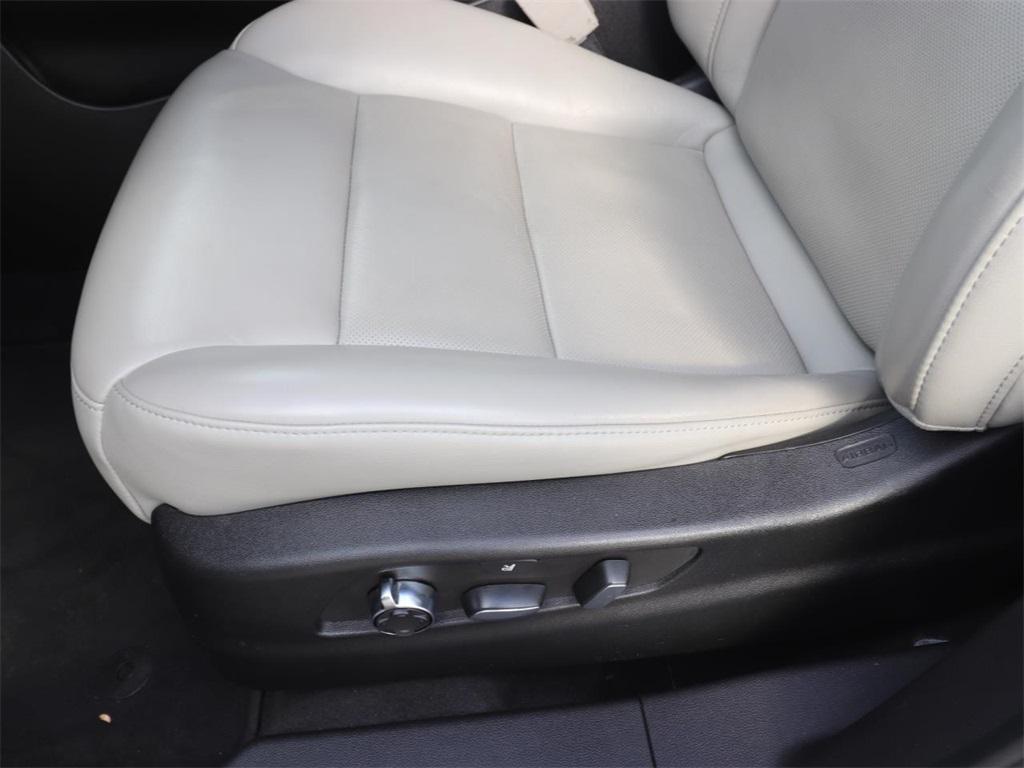 used 2023 Cadillac XT4 car, priced at $27,976