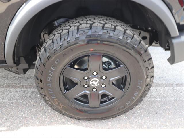 new 2025 Ford Bronco car, priced at $45,303