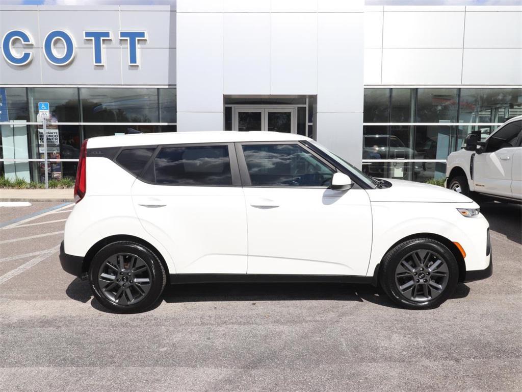used 2021 Kia Soul car, priced at $13,913