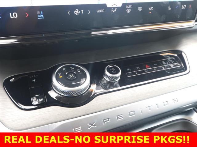 new 2025 Ford Expedition Max car, priced at $79,934