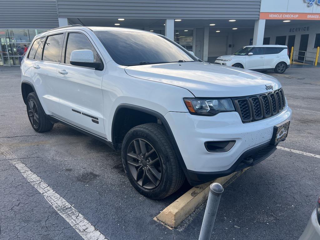 used 2017 Jeep Grand Cherokee car, priced at $17,573