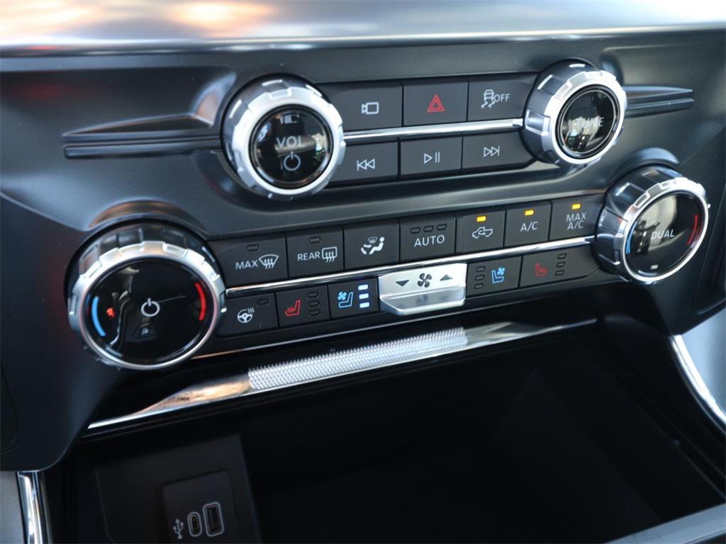 new 2025 Ford F-150 car, priced at $62,163