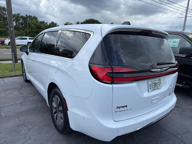 used 2023 Chrysler Pacifica Hybrid car, priced at $28,563